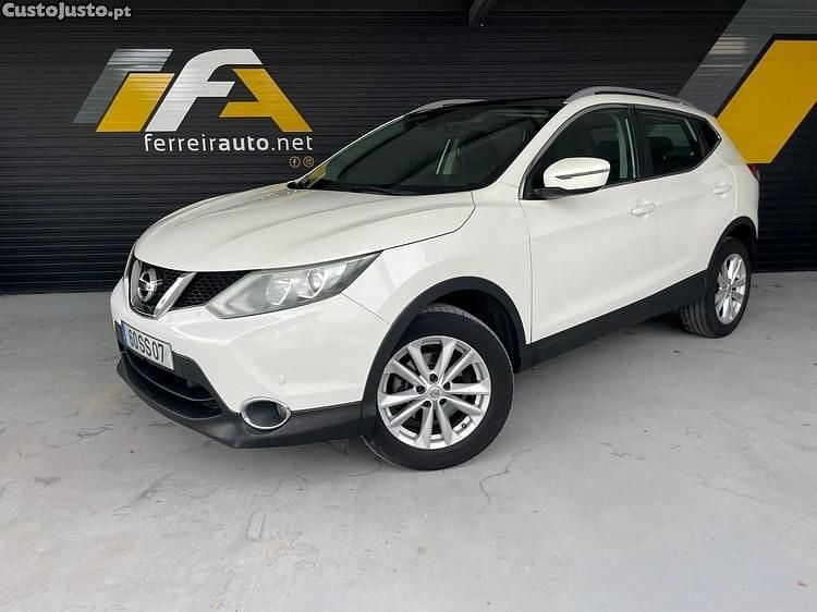 Branco Usado 2017 Nissan Qashqai N-Connecta SUV | € 13.500 (Bom preço) - Imagem 1/1
