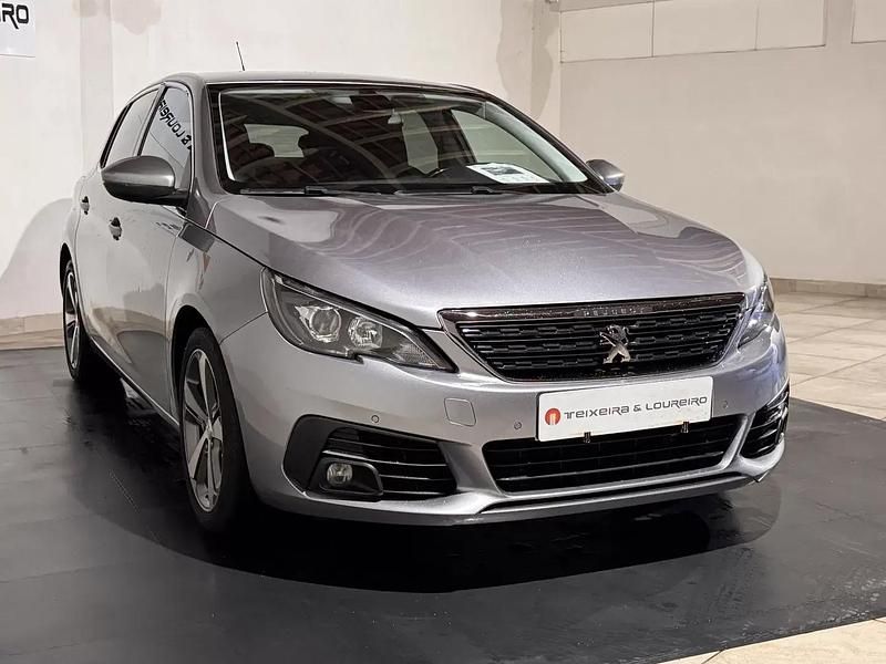 Usado Peugeot 308 Allure 150 HP (110 kW) 2018 Cinza Citadino