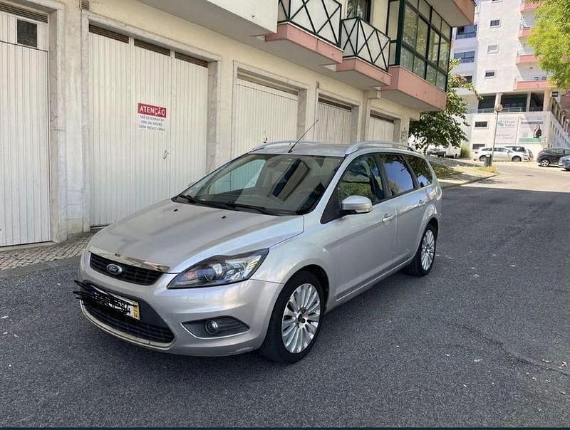 Usado Ford Focus Titanium 90 HP (66 kW) 2009 Sedan