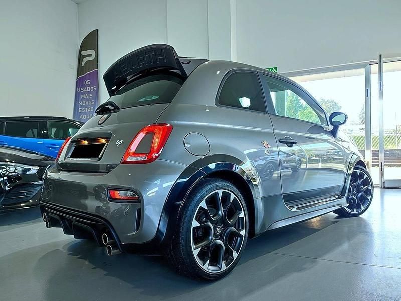 Usado Abarth 695 180 HP (132 kW) 2023 Antracite Citadino