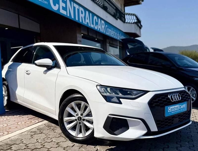 Branco Usado 2022 Audi A3 | € 23.950 (Preço justo) - Imagem 1/4