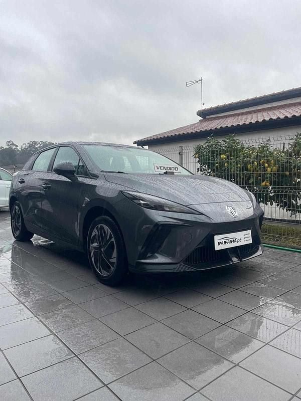 Antracite Usado 2023 MG MG4 EV Citadino | € 21.000 (Super Preço) - Imagem 1/1