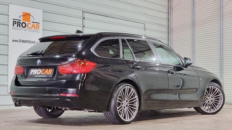 Usado BMW 318 143 HP (105 kW) 2013 Preto Carrinha