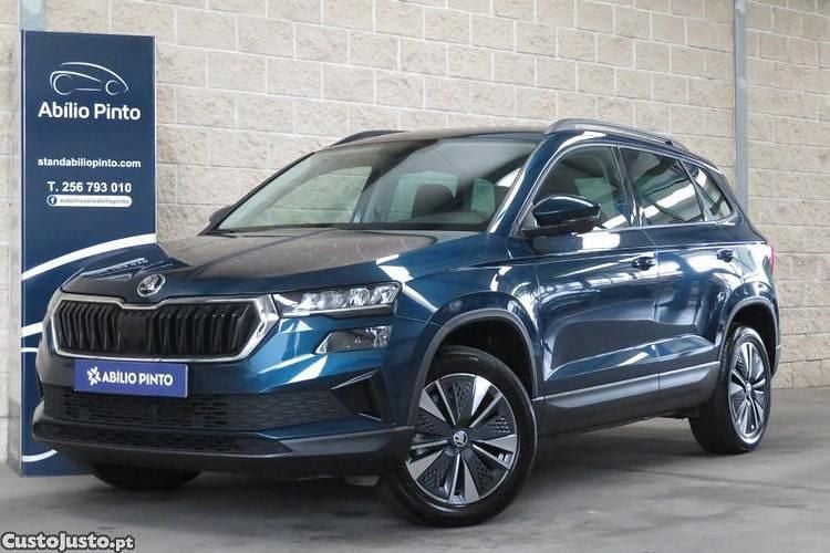Usado Skoda Karoq 116 HP (85 kW) 2023 Azul SUV