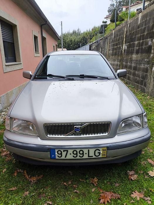 Usado 1998 Volvo S40 Sedan | € 3.600 - Imagem 1/4