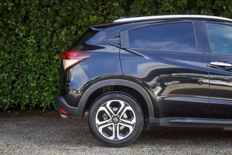 Usado Honda HR-V Elegance 120 HP (88 kW) 2019 Preto SUV