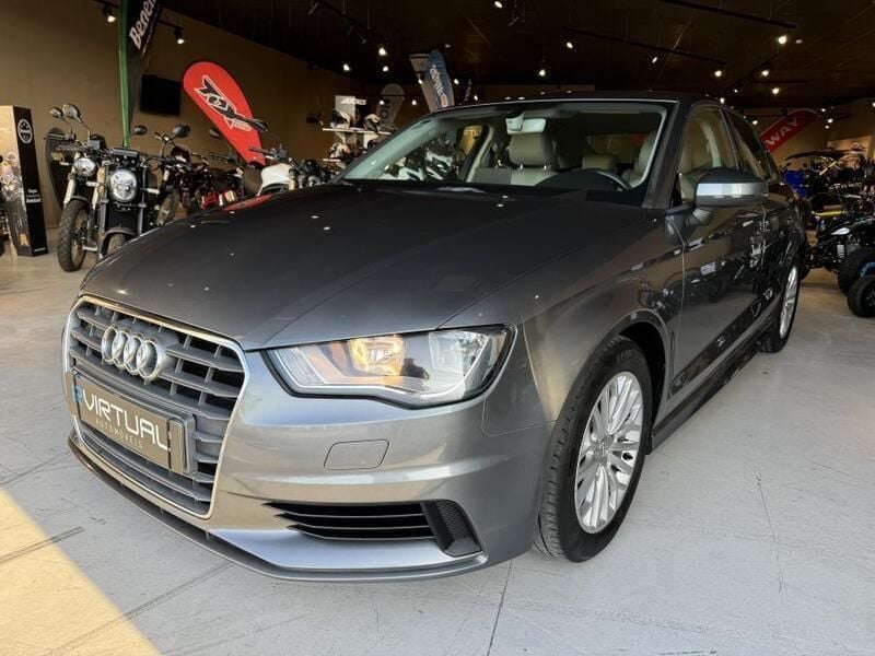 Cinzento Usado 2015 Audi A3 | € 14.800 (Preço justo) - Imagem 1/4