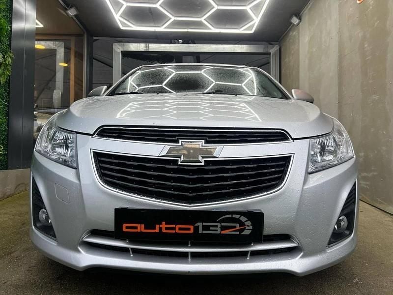 Usado Chevrolet Cruze LTZ 130 HP (95 kW) 2013 Cinza Carrinha