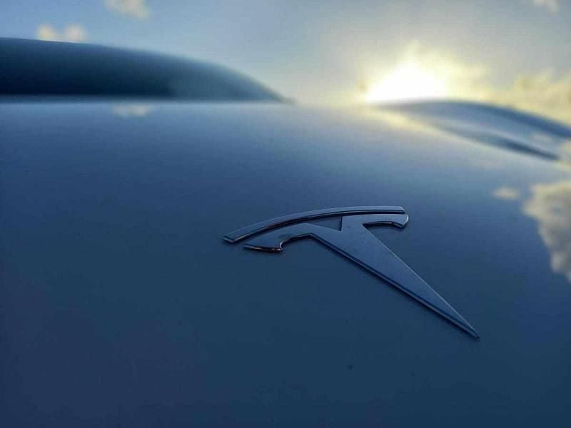 Usado Tesla Model 3 Standard Range Plus 235 kW (320 HP) 2020 Branco Sedan