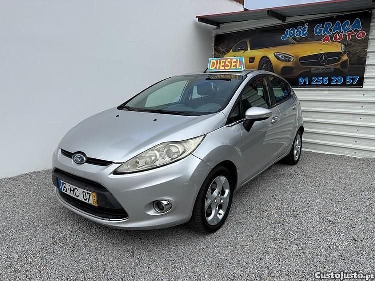 Cinza Usado 2008 Ford Fiesta Citadino | € 4.950 (Bom preço) - Imagem 1/1