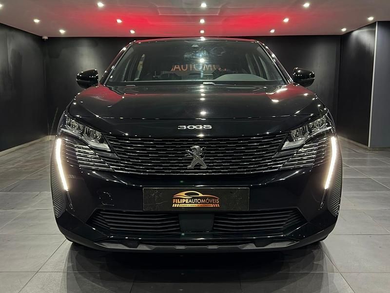 Usado Peugeot 3008 Allure 130 HP (95 kW) 2023 Preto SUV