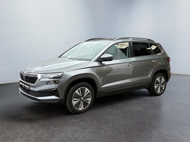 Cinza Usado 2023 Skoda Karoq Ambition SUV | € 25.750 (Preço justo) - Imagem 1/4