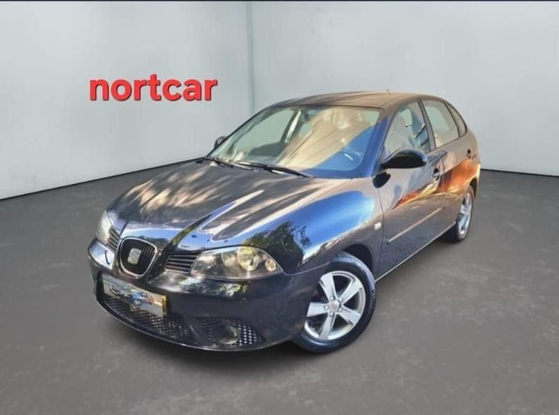 Preto Usado 2007 Seat Ibiza Stylance Citadino | € 4.500 (Preço justo) - Imagem 1/4