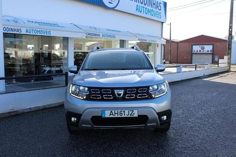 Usado Dacia Duster Prestige 115 HP (84 kW) 2021 Cinzento SUV