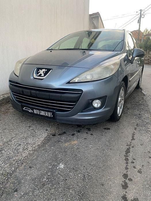 Usado 2009 Peugeot 207 Sedan | € 4.450 (Preço justo) - Imagem 1/4