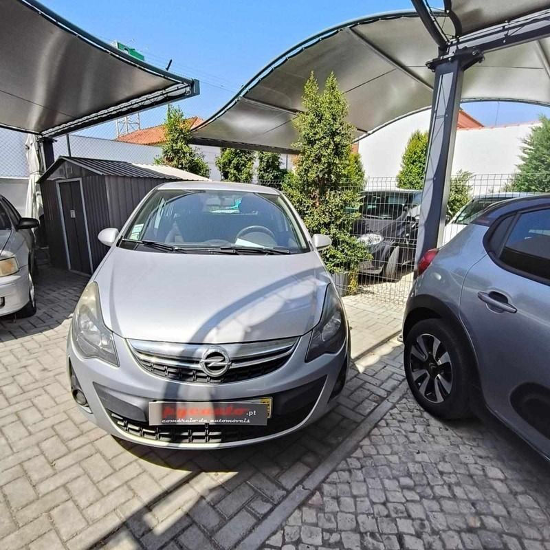 Cinzento Usado 2014 Opel Corsa Enjoy | € 5.900 (Preço justo) - Imagem 1/4