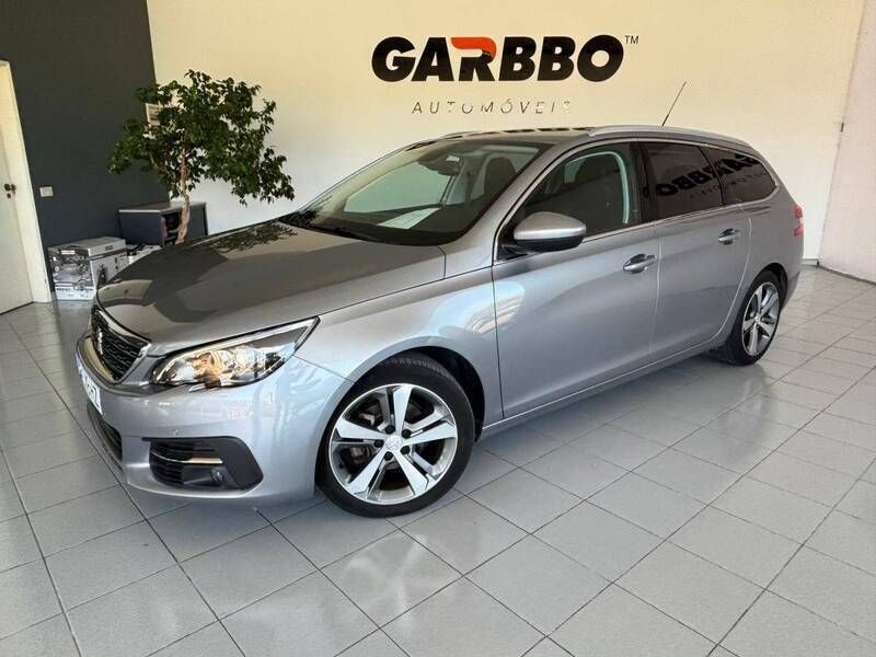 Cinza Usado 2020 Peugeot 308 Allure Carrinha | € 16.950 (Preço justo) - Imagem 1/4