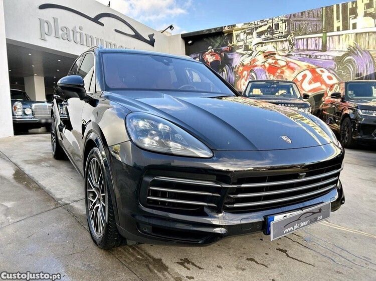 Preto Usado 2019 Porsche Cayenne SUV | € 69.950 (Caro) - Imagem 1/1