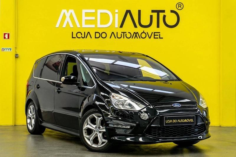 Preto Usado 2011 Ford S-MAX Titanium Monovolume | € 14.990 - Imagem 1/4