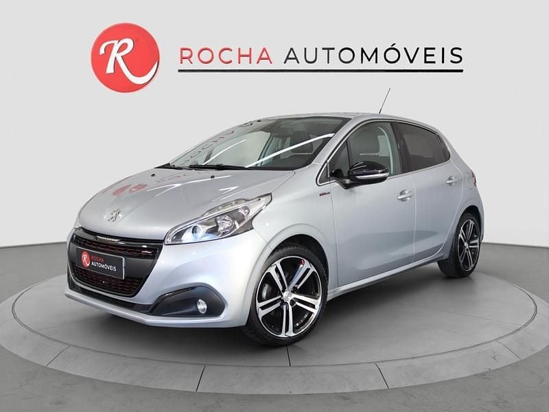 Branco Usado 2017 Peugeot 208 GT-line Citadino | € 9.990 (Preço justo) - Imagem 1/4