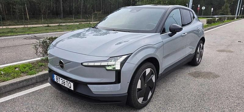 Usado 2024 Volvo EX30 Ultra SUV | € 35.700 (Bom preço) - Imagem 1/4