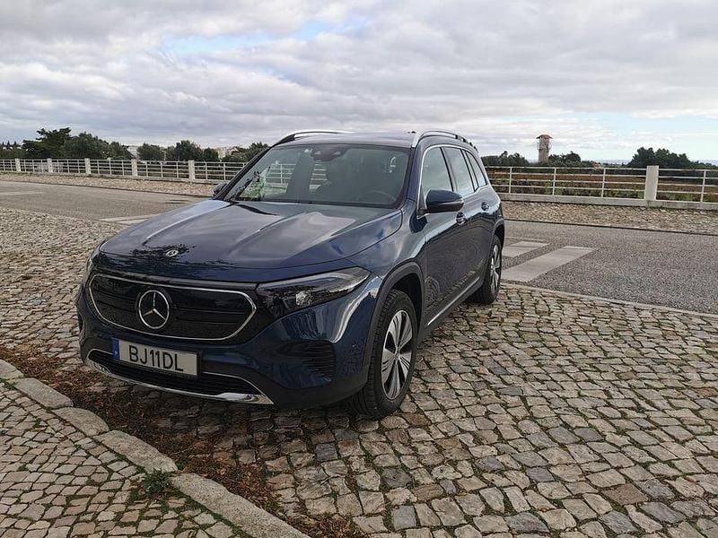 Usado 2023 Mercedes EQB250+ Progressive SUV | € 38.500 - Imagem 1/4