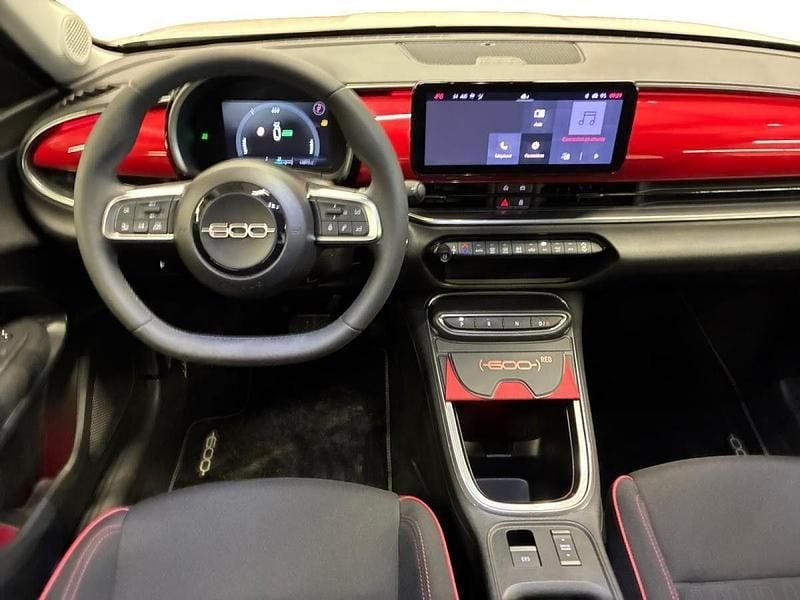 Usado Fiat 600 Red 114 kW (156 HP) 2024 Branco SUV