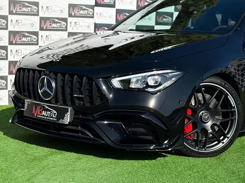 Usado Mercedes CLA45 AMG AMG 421 HP (309 kW) 2023 Preto Carrinha