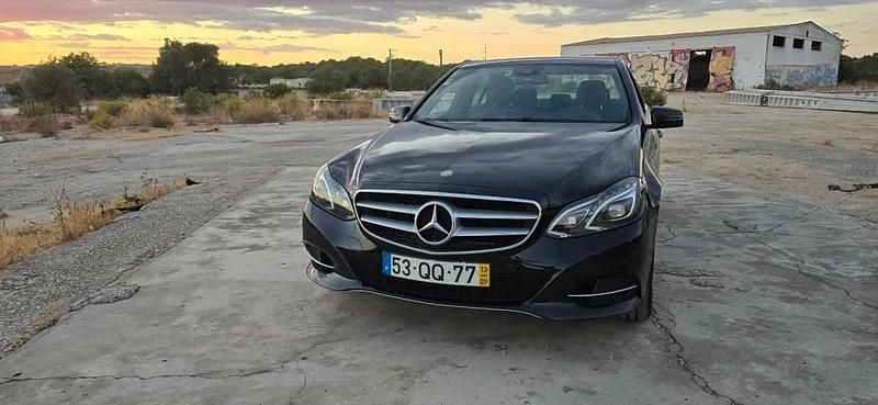 Preto Usado 2013 Mercedes E220 Cabrios | € 18.900 (Super Preço) - Imagem 1/4
