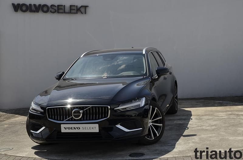 Preto Usado 2024 Volvo V60 Core Carrinha | € 44.800 (Preço justo) - Imagem 1/4