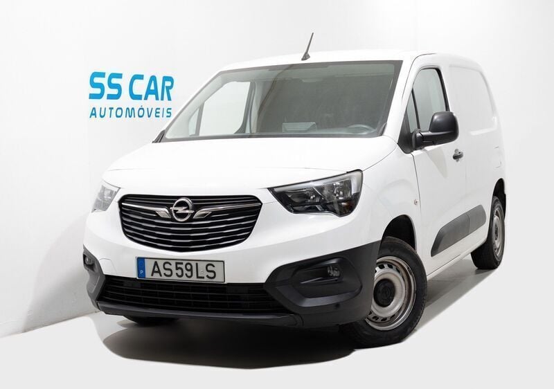 Branco Usado 2022 Opel Combo Life Enjoy Sedan | € 13.990 - Imagem 1/4