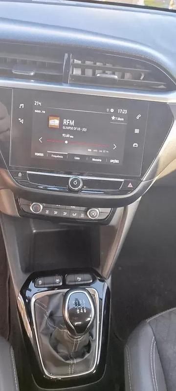 Usado Opel Corsa Elegance 100 HP (73 kW) 2022 Cinzento Citadino