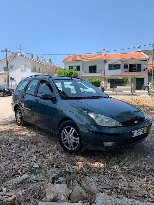 Usado Ford Focus 115 HP (84 kW) 2003 Sedan