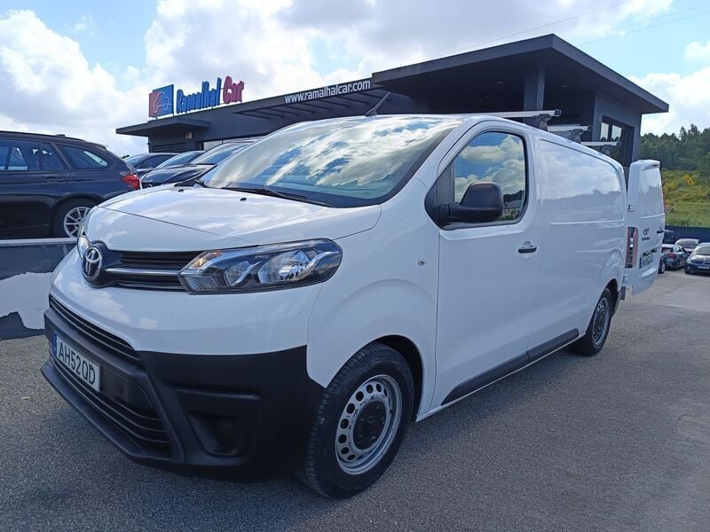 Usado Toyota Proace 120 HP (88 kW) 2021 Branco Monovolume