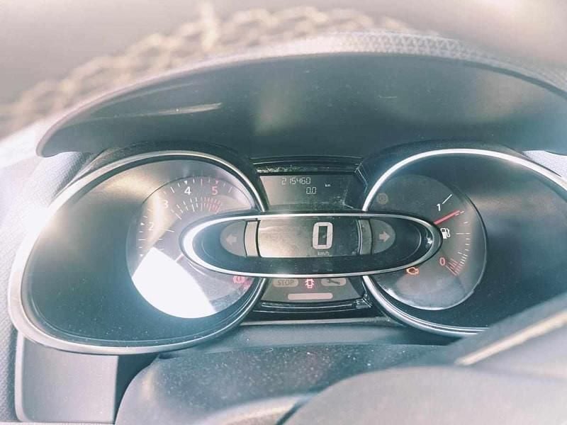 Cinzento Usado 2019 Renault Clio IV Citadino | € 7.900 (Super Preço) - Imagem 1/4