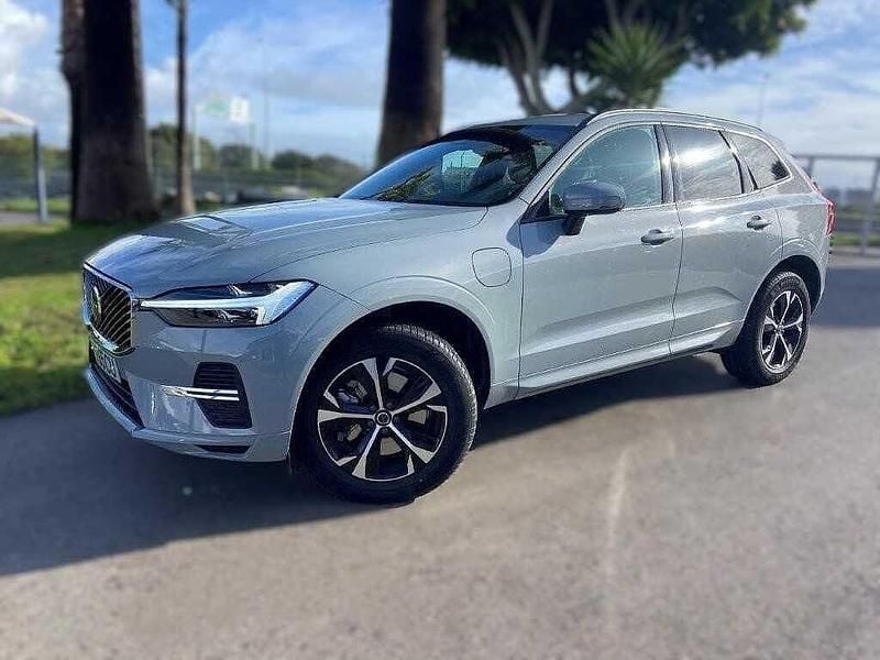 Usado Volvo XC60 349 HP (256 kW) 2026 Prateado SUV