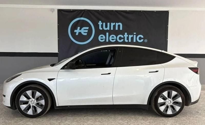 Branco Usado 2023 Tesla Model Y SUV | € 31.900 (Bom preço) - Imagem 1/1