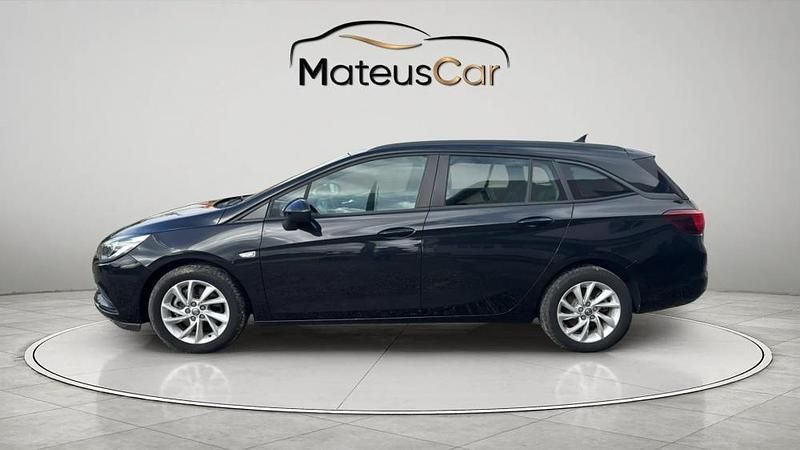Usado Opel Astra Sport 136 HP (100 kW) 2018 Preto Carrinha