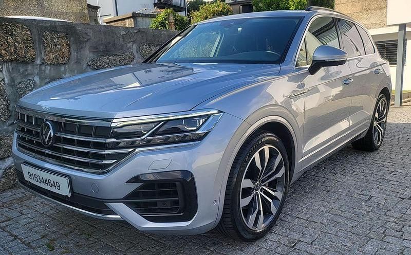 Usado 2020 VW Touareg R-line SUV | € 52.750 - Imagem 1/4