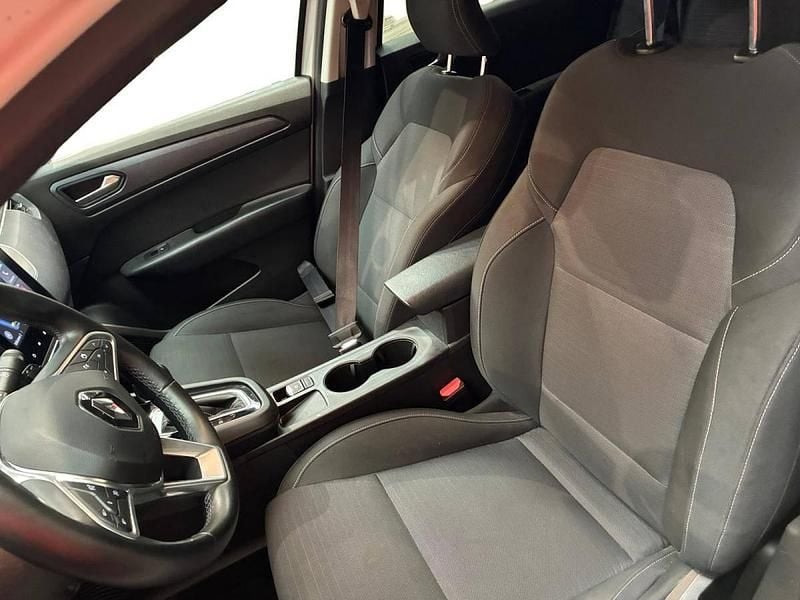 Usado Renault Arkana Business 140 HP (102 kW) 2022 Branco SUV