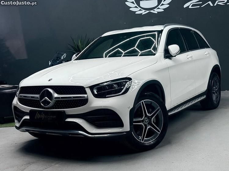 Usado Mercedes GLC300 306 HP (225 kW) 2021 Branco SUV