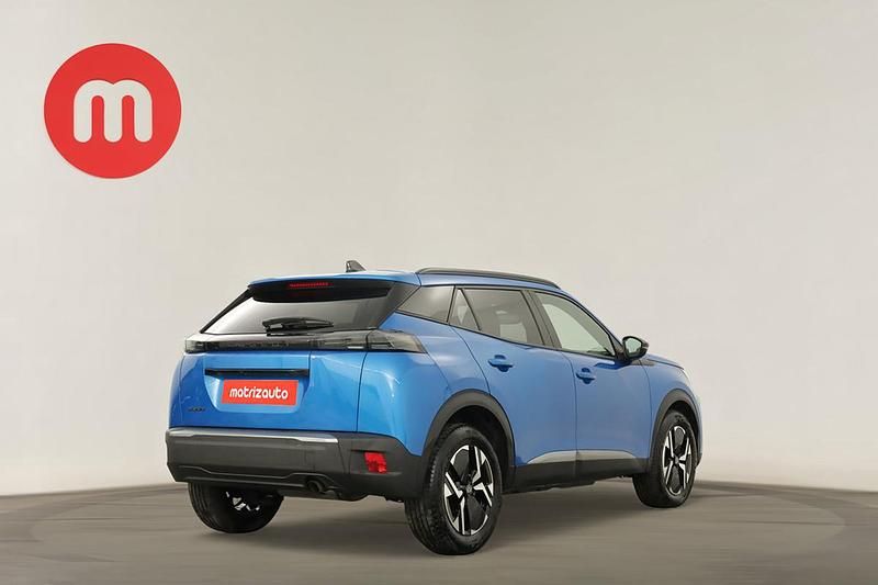 Usado Peugeot 2008 Allure 102 HP (75 kW) 2024 SUV