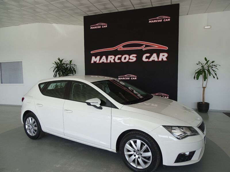 Branco Usado 2019 Seat Leon Style | € 17.700 (Preço elevado) - Imagem 1/4