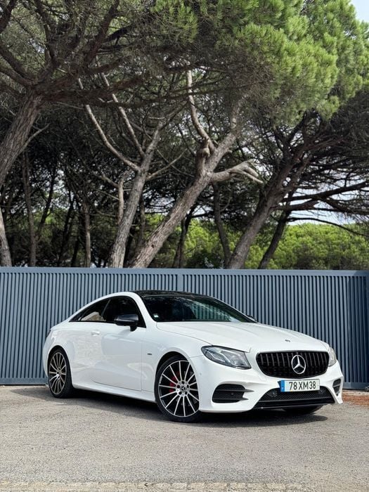 Usado 2017 Mercedes E220 AMG line Coupé | € 34.950 - Imagem 1/4
