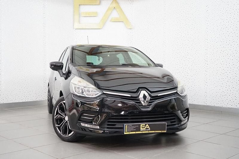 Preto Usado 2017 Renault Clio GrandTour Carrinha | € 11.480 (Preço justo) - Imagem 1/4