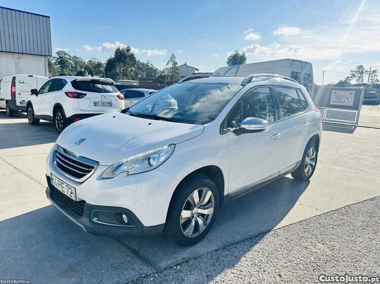 Branco Usado 2014 Peugeot 2008 Allure SUV | € 11.500 (Preço justo) - Imagem 1/1