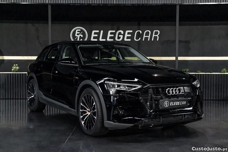 Usado Audi e-tron Advanced 300 kW (408 HP) 2020 Preto SUV
