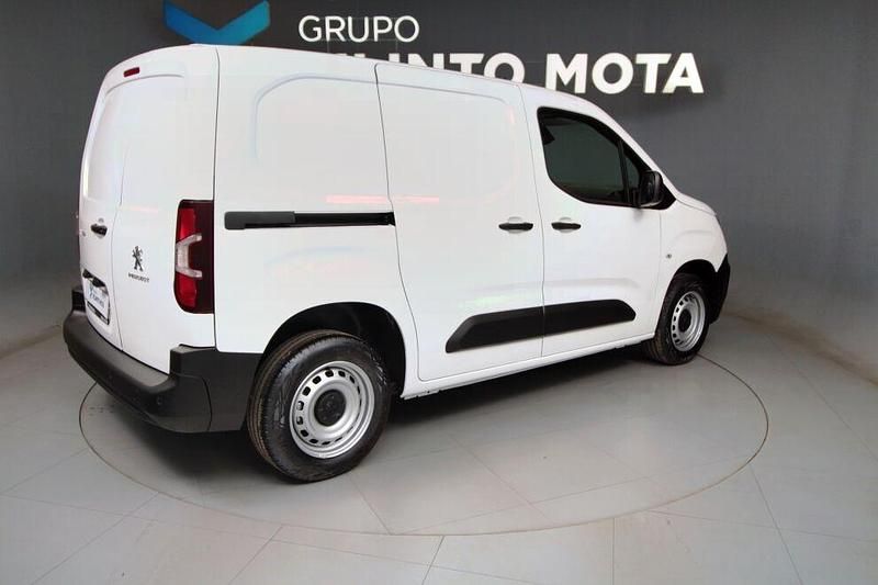 Branco Usado 2022 Peugeot Partner Premium Monovolume | € 14.500 (Preço justo) - Imagem 1/1
