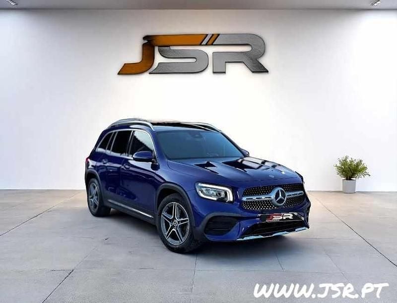 Azul Usado 2021 Mercedes GLB200 SUV | € 41.890 (Caro) - Imagem 1/4
