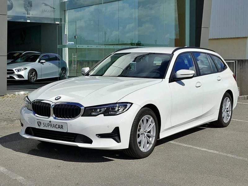 Branco Usado 2020 BMW 318 Carrinha | € 25.990 (Preço justo) - Imagem 1/4